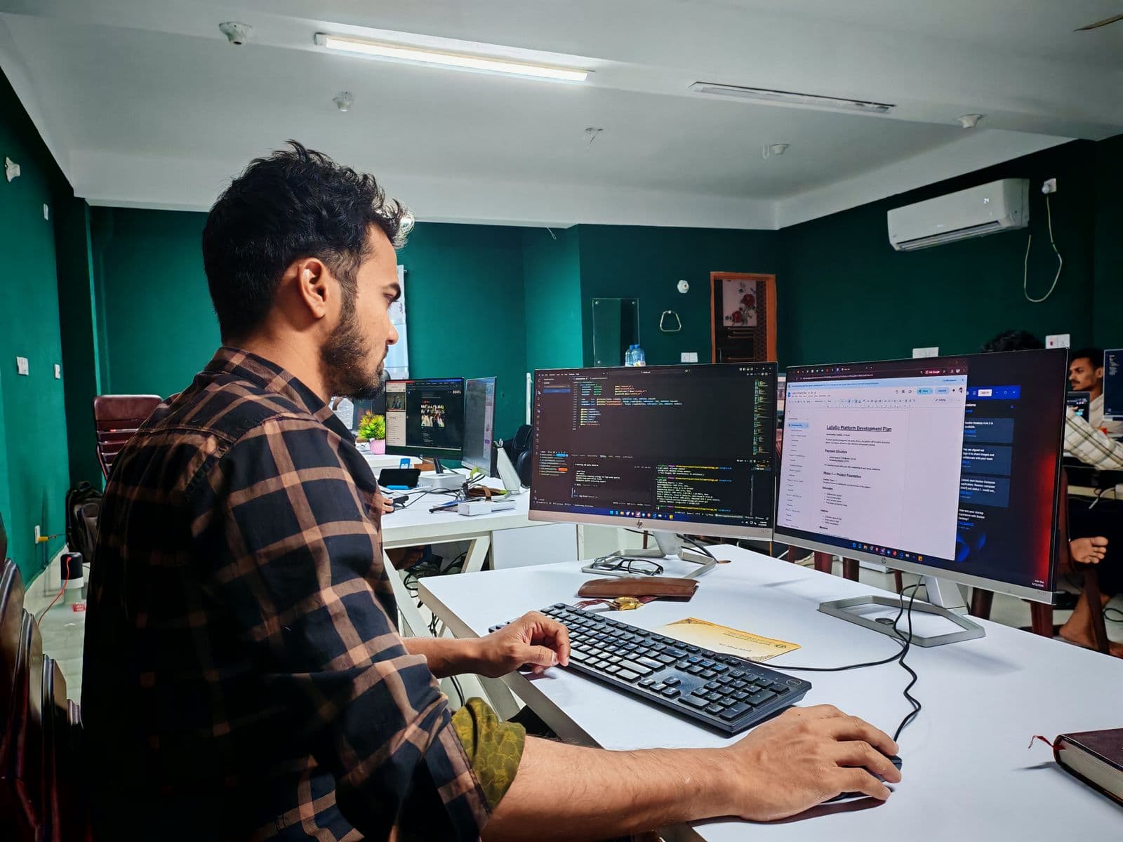 Revolutionizing Workspace Management with AI