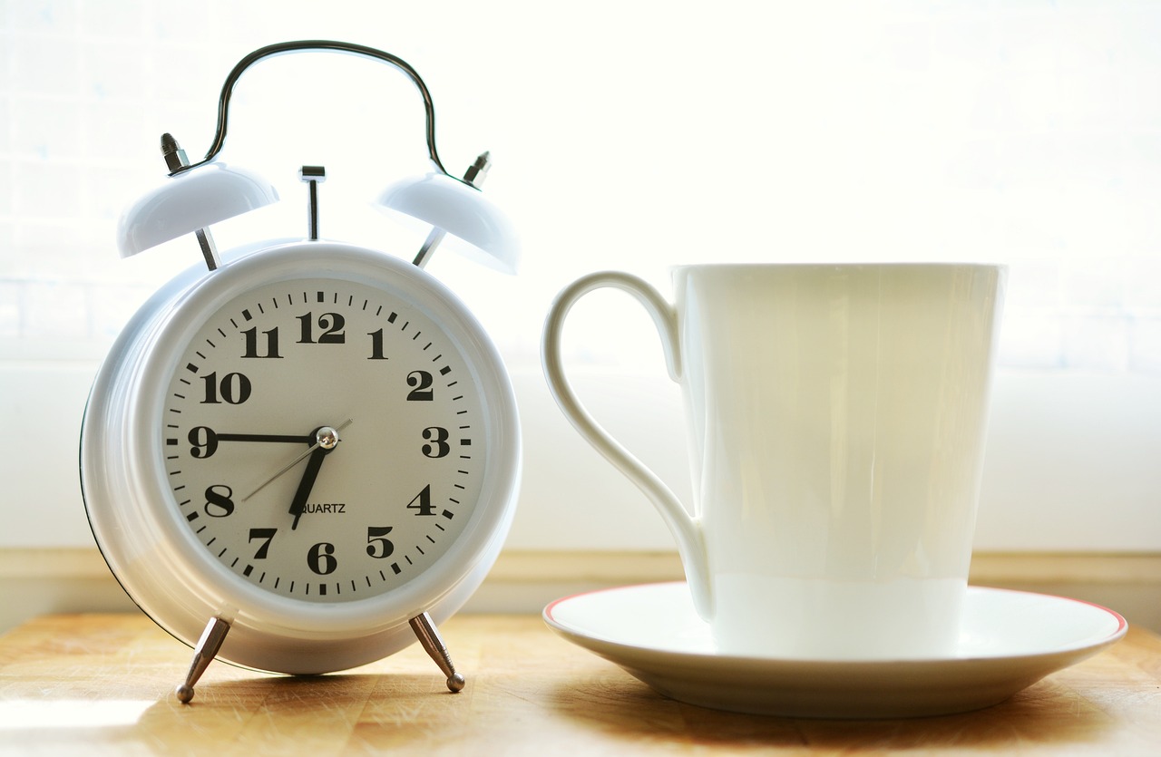 Picture of alarm clock set to wake someone up